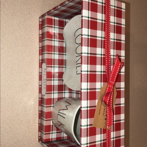 Rae Dunn Milk and Cookies plate and glass - Picture 2 of 2